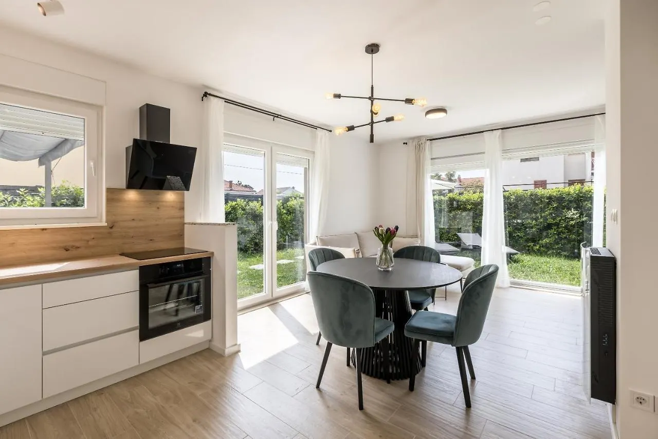 Apartment Dolce D Kastela 0*,