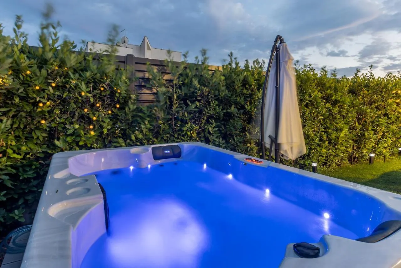 Apartment Dolce D Kastela