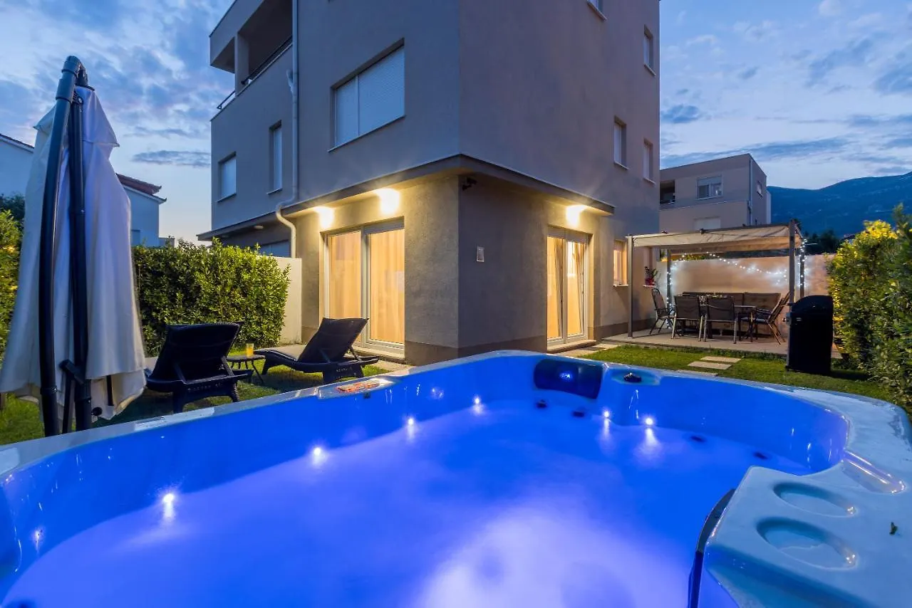 Apartment Dolce D Kastela