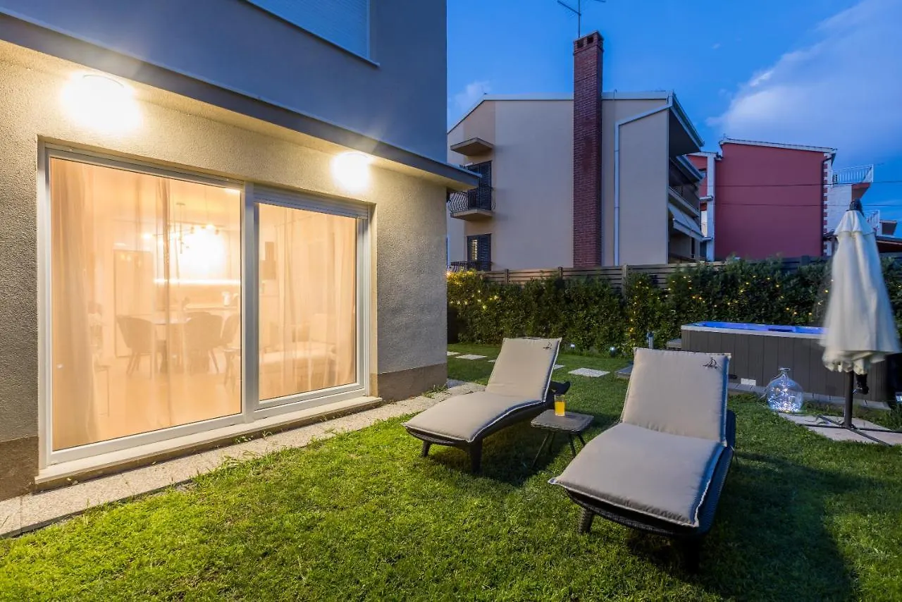 Apartment Dolce D Kaštela